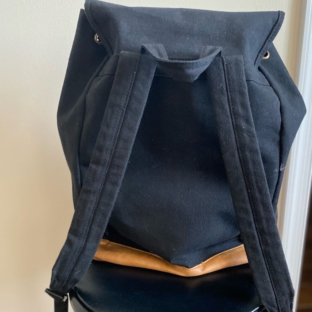 Dsw Backpack - image 2